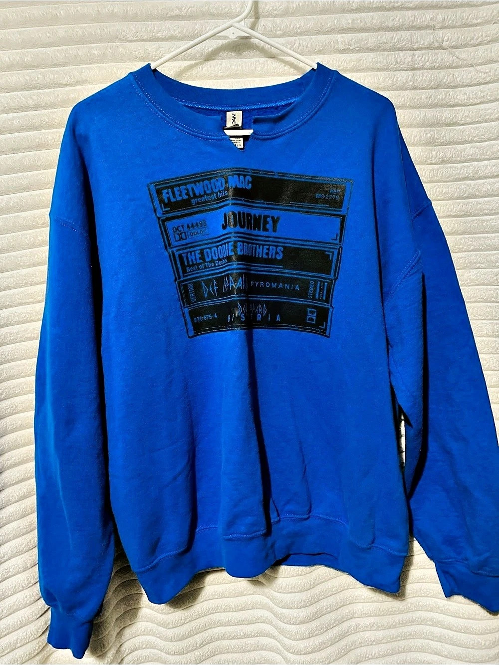 Gildan Blue Graphic Sweatshirt